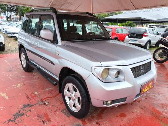 MITSUBISHI PAJERO TR4 2.0 4X2 16V 140CV FLEX 4P MANUAL MITSUBISHI PAJERO TR4 2.0 4X2 16V 140CV FLEX 4P MANUAL